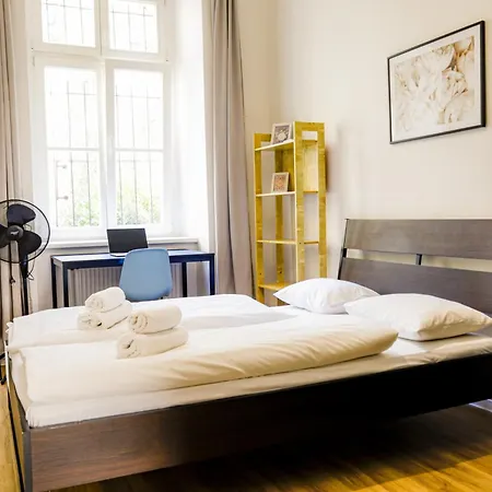 Rentero Bright With 3 Bedrooms